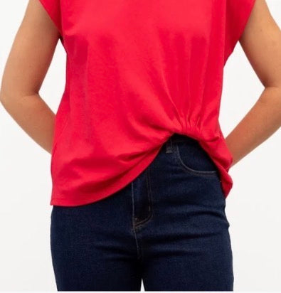 The Easy Tuck Tee - Cherry Red