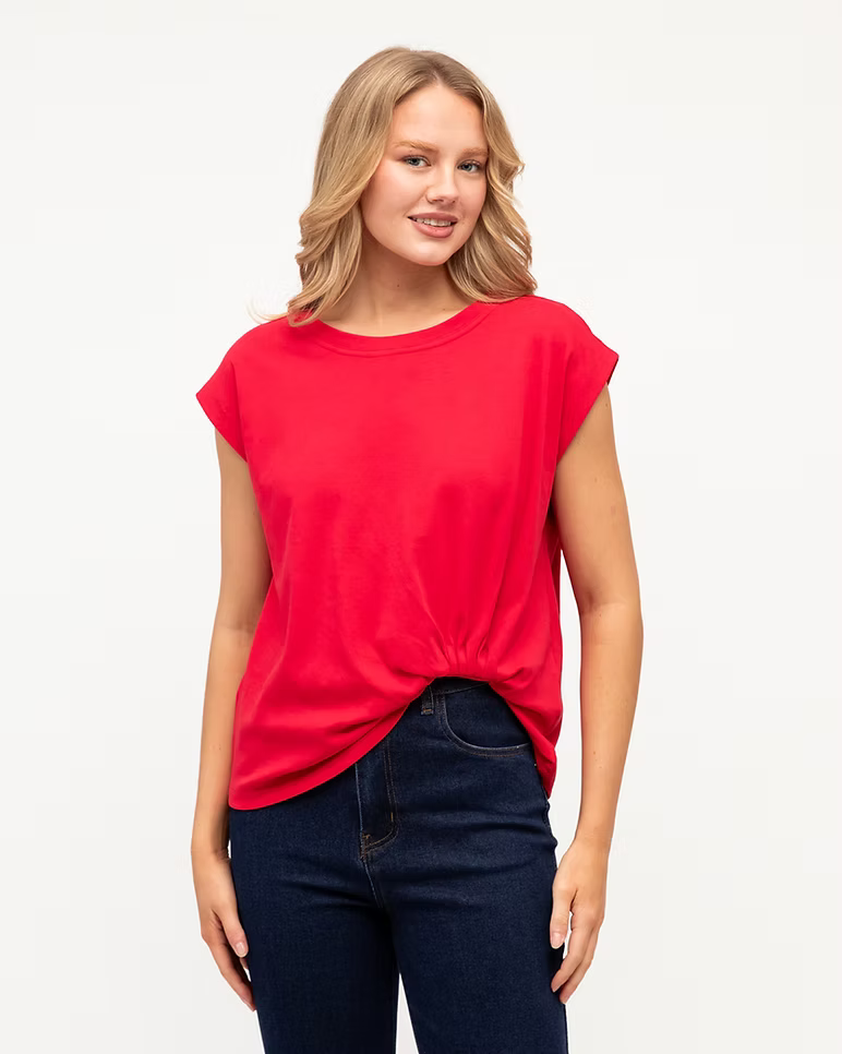 The Easy Tuck Tee - Cherry Red