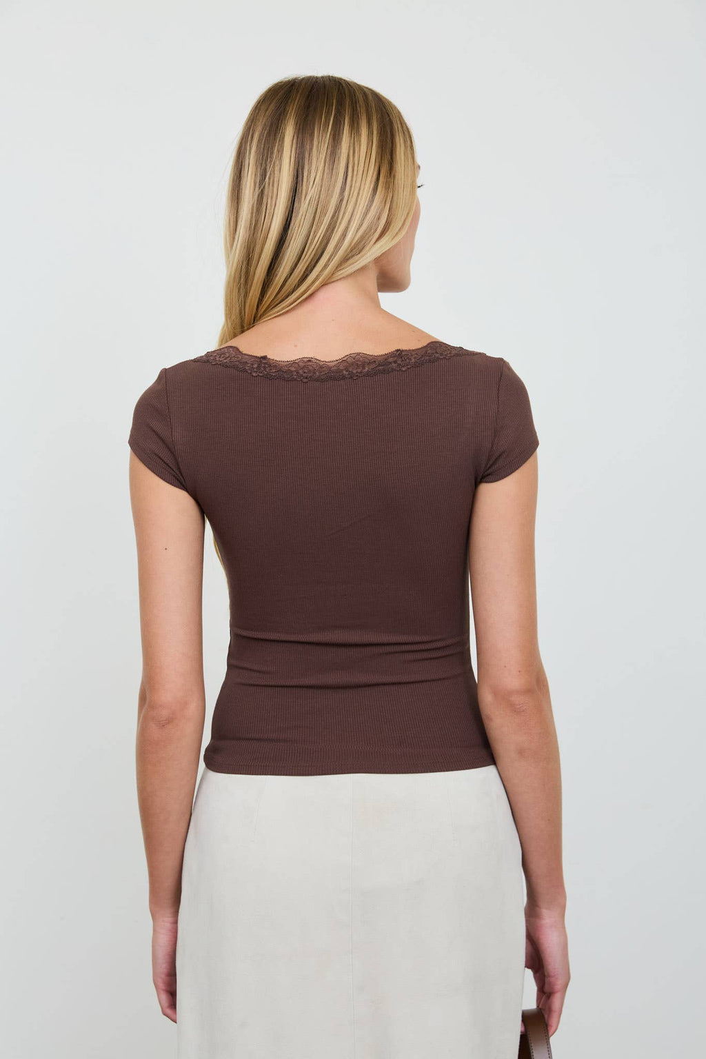 LACE TRIM HENLEY TOP - Chocolate