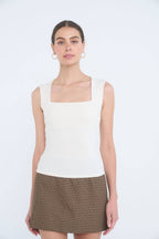 SQUARE NECK SLEEVELESS RUCHED DETAIL TOP