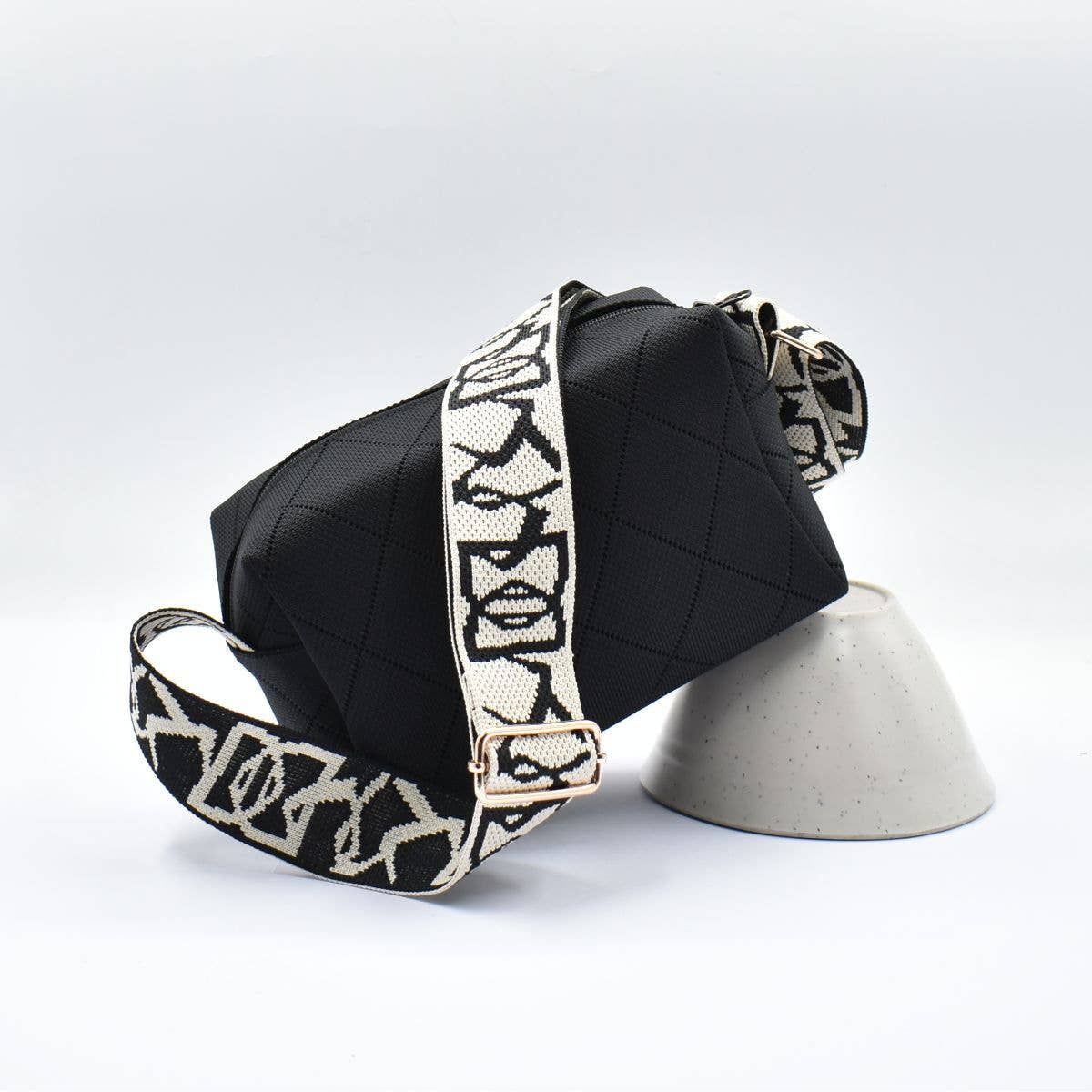Diamond Stitch Crossbody Bag - BLACK