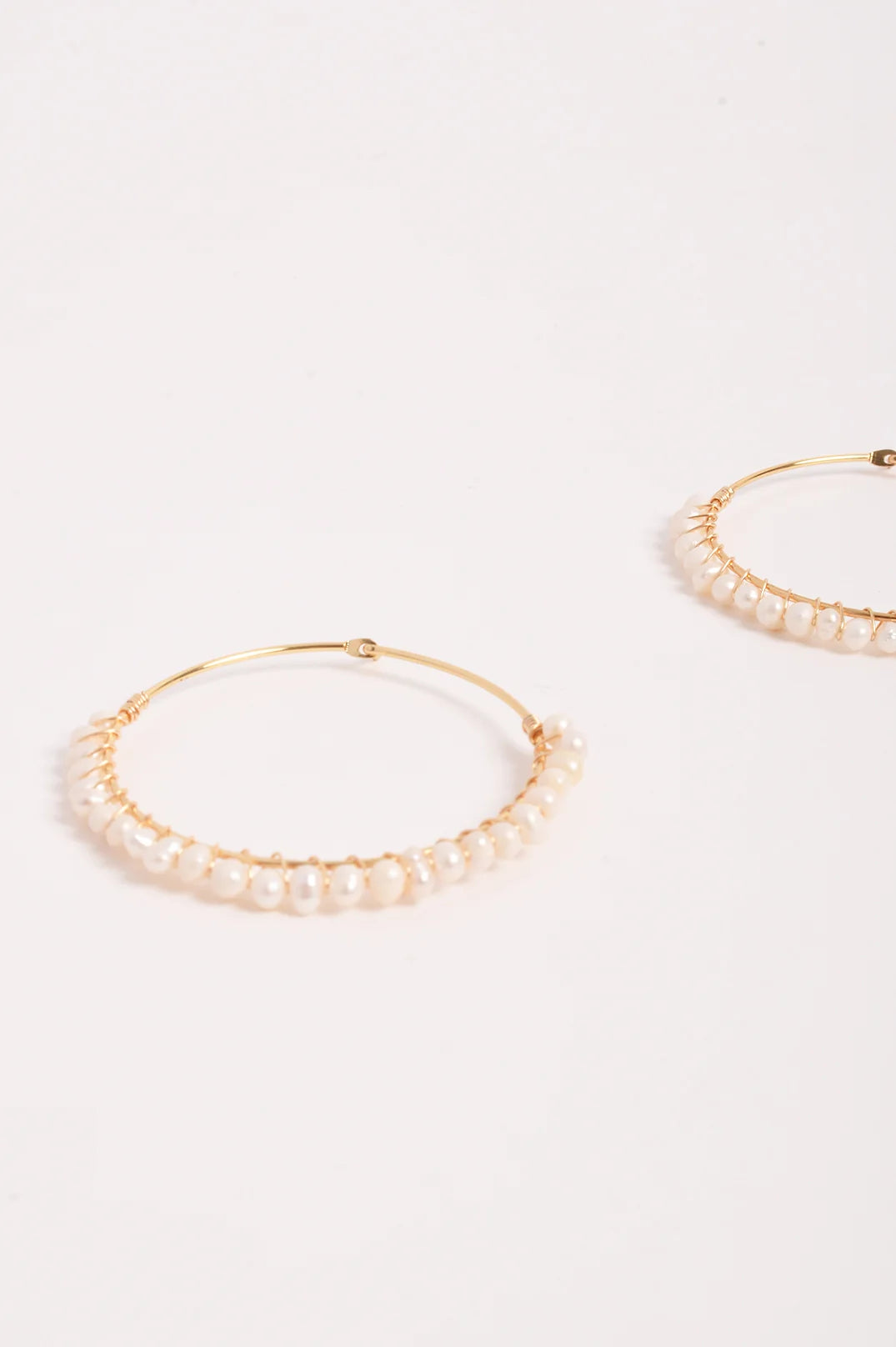 Wired Pearl Hoops - Gold & Pearl
