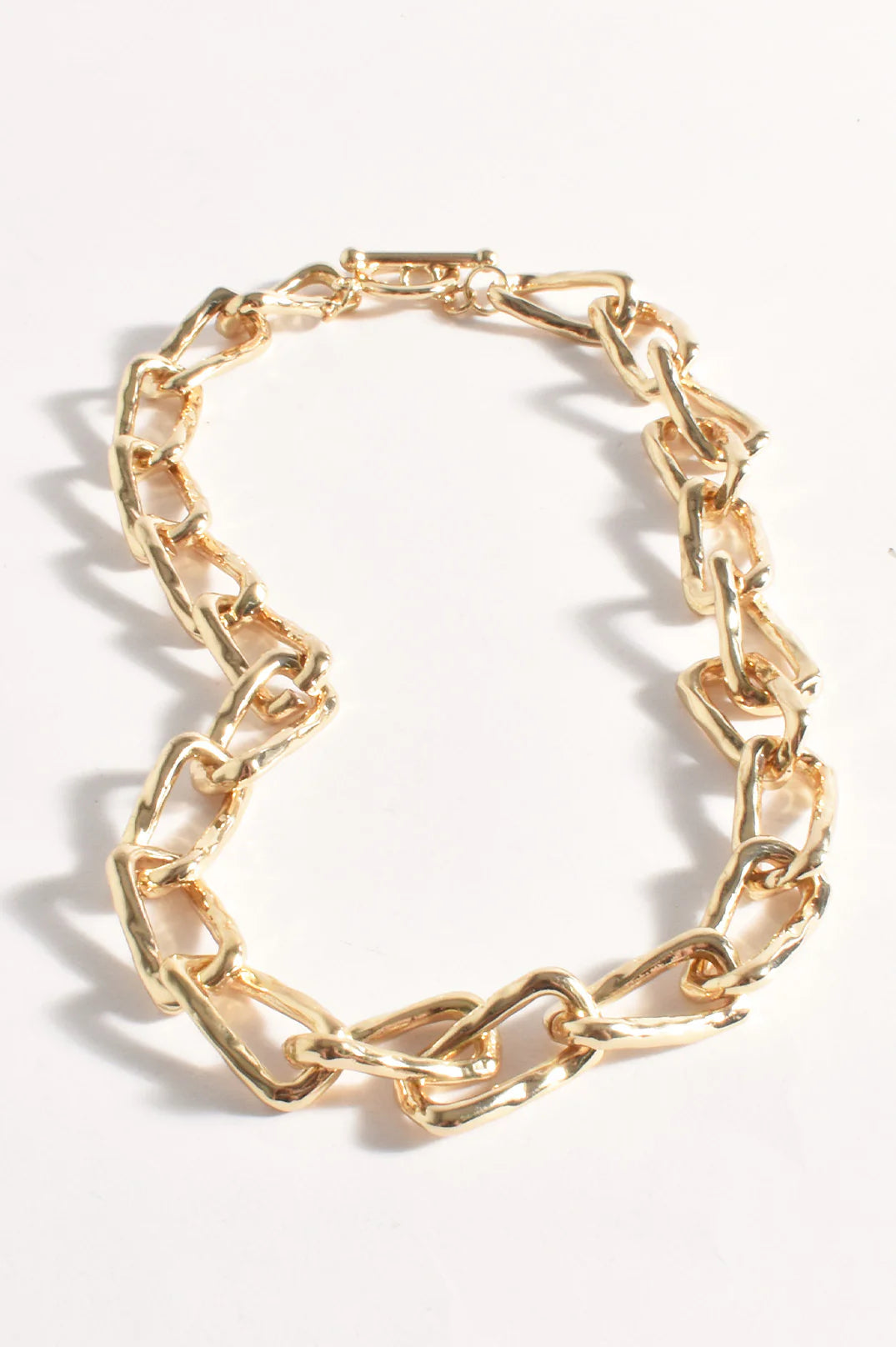 Beaten Rectangle Link Short Necklace - Gold