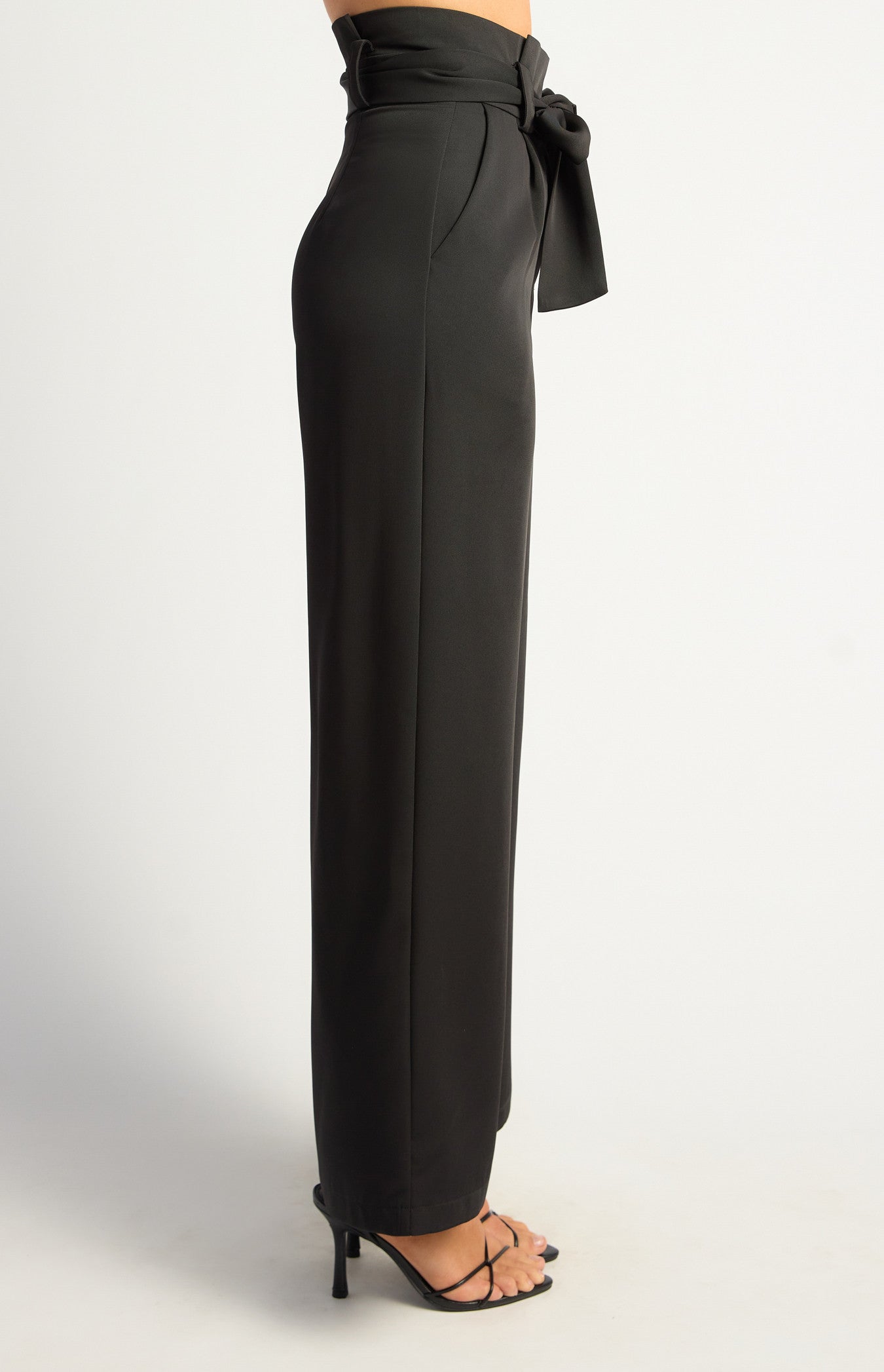 Black paper bag waist wide-leg pant