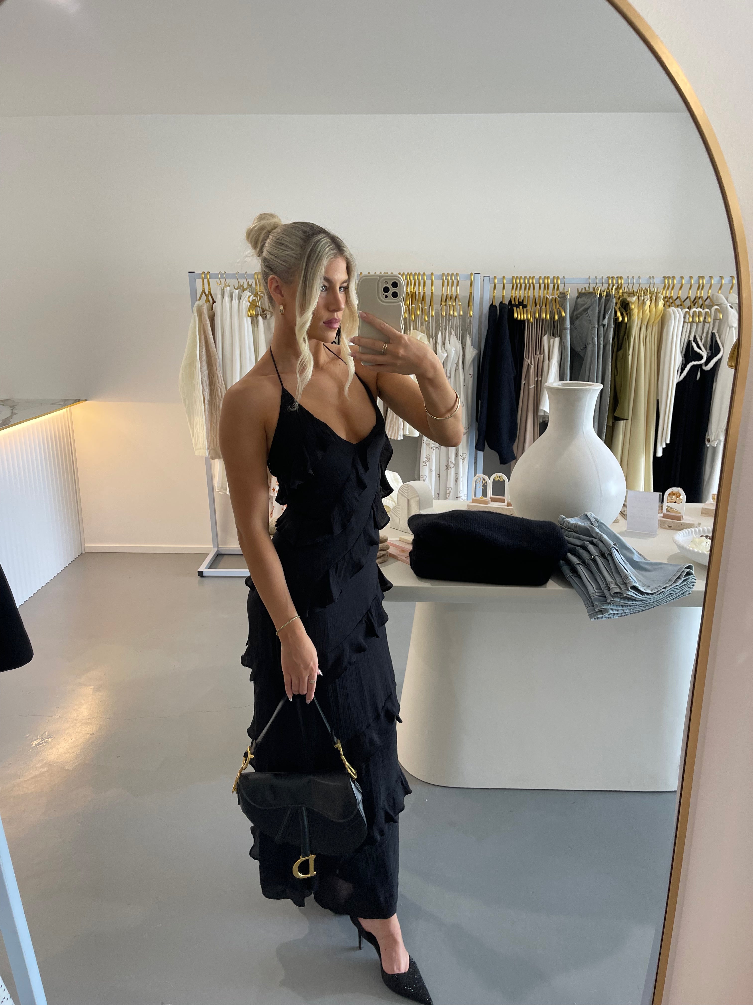 Ruffle halter maxi dress - Black