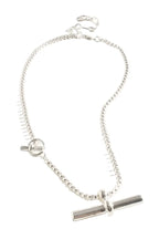 Toggle Detail Interest Chain Necklace - Silver