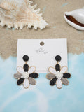 Daisy Delight Raffia Earrings - Black + White
