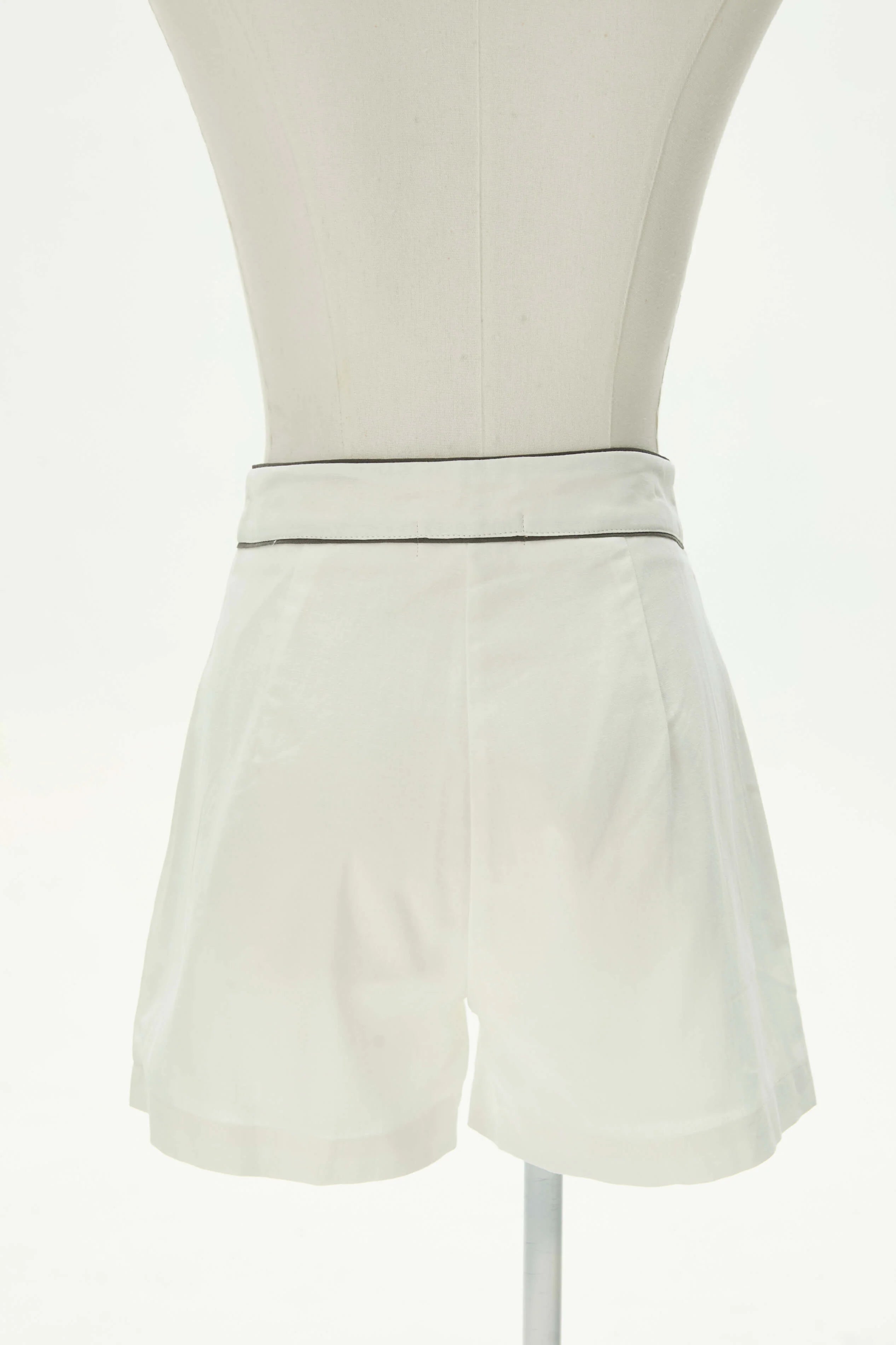 Monochrome Muse Set - Top & Shorts