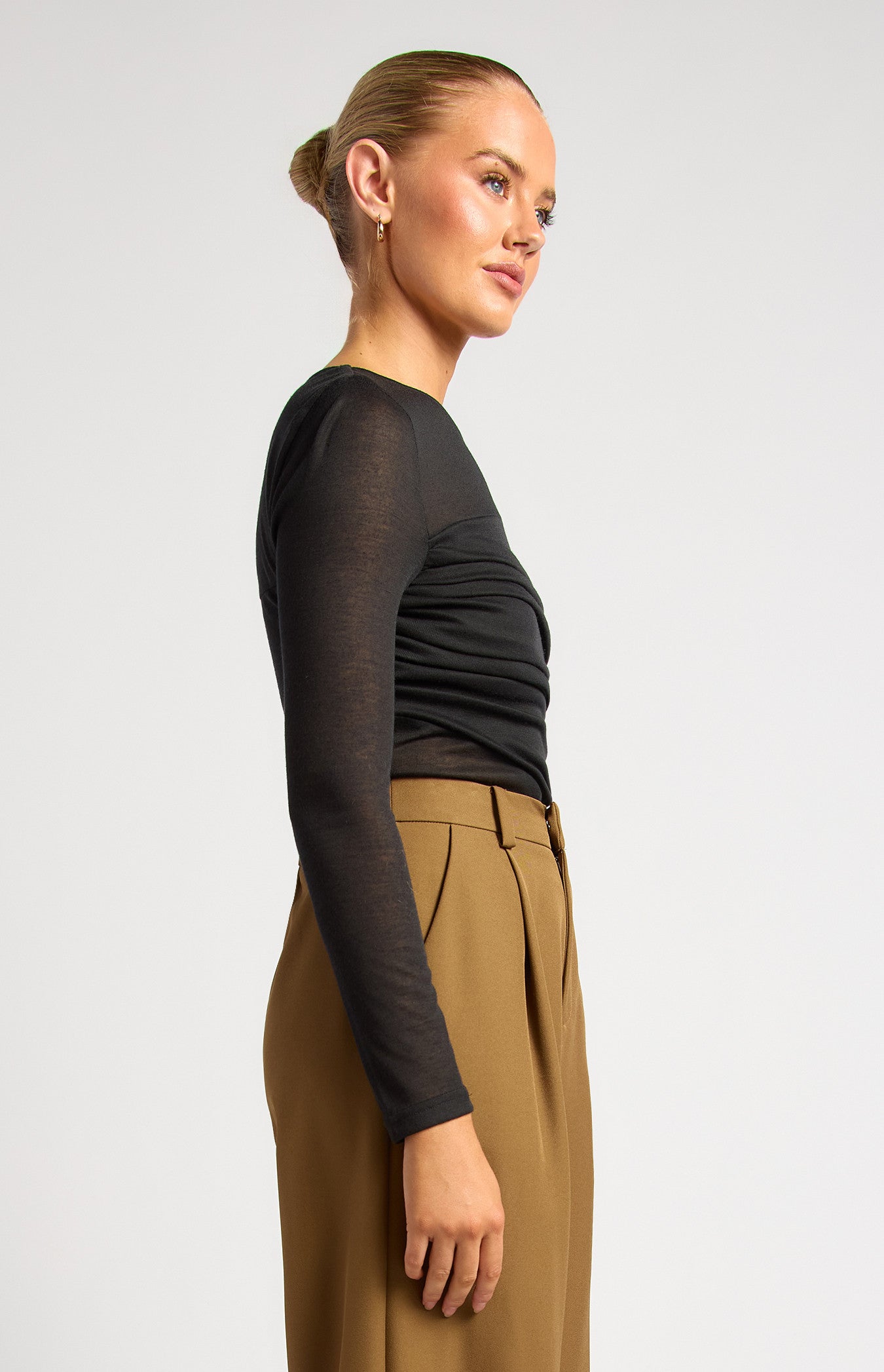 Ruched Long Sleeve Top – Black